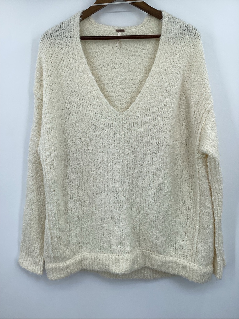 Free People Cream Lofty Bouclé V-Neck Sweater - Picture 2 of 9